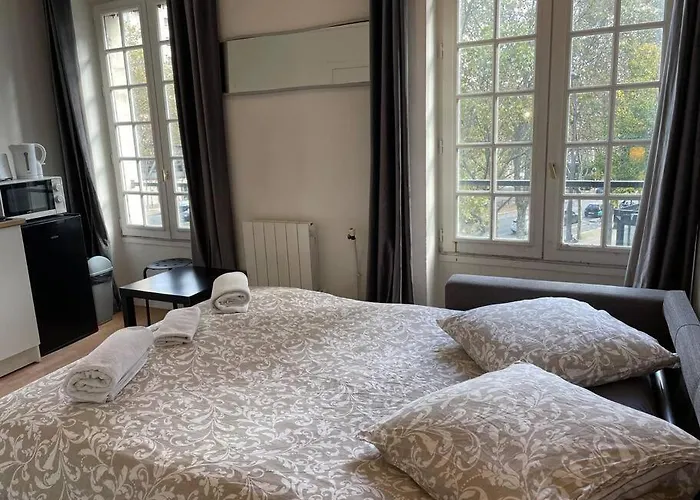 14 Apartment *