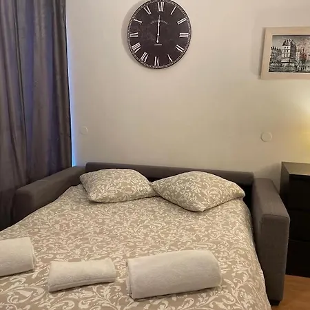 Apartament 14 Paryż